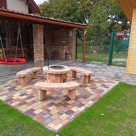 Benige Vendeghaz Hotel Demjén Екстериор снимка