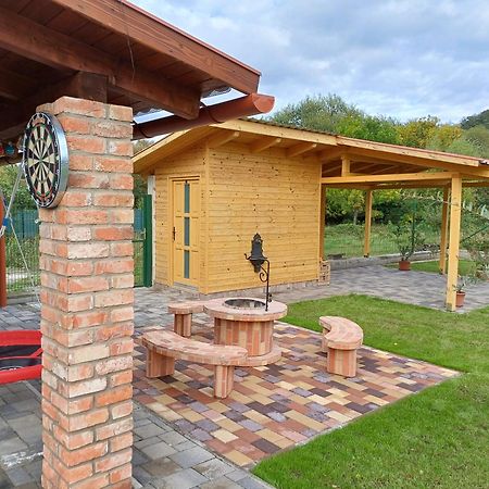 Benige Vendeghaz Hotel Demjén Екстериор снимка