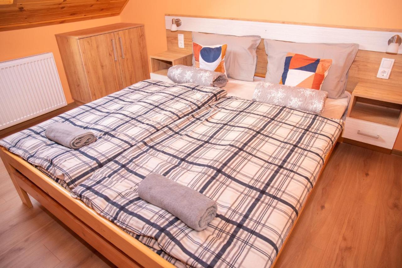 Benige Vendeghaz Hotel Demjén Екстериор снимка