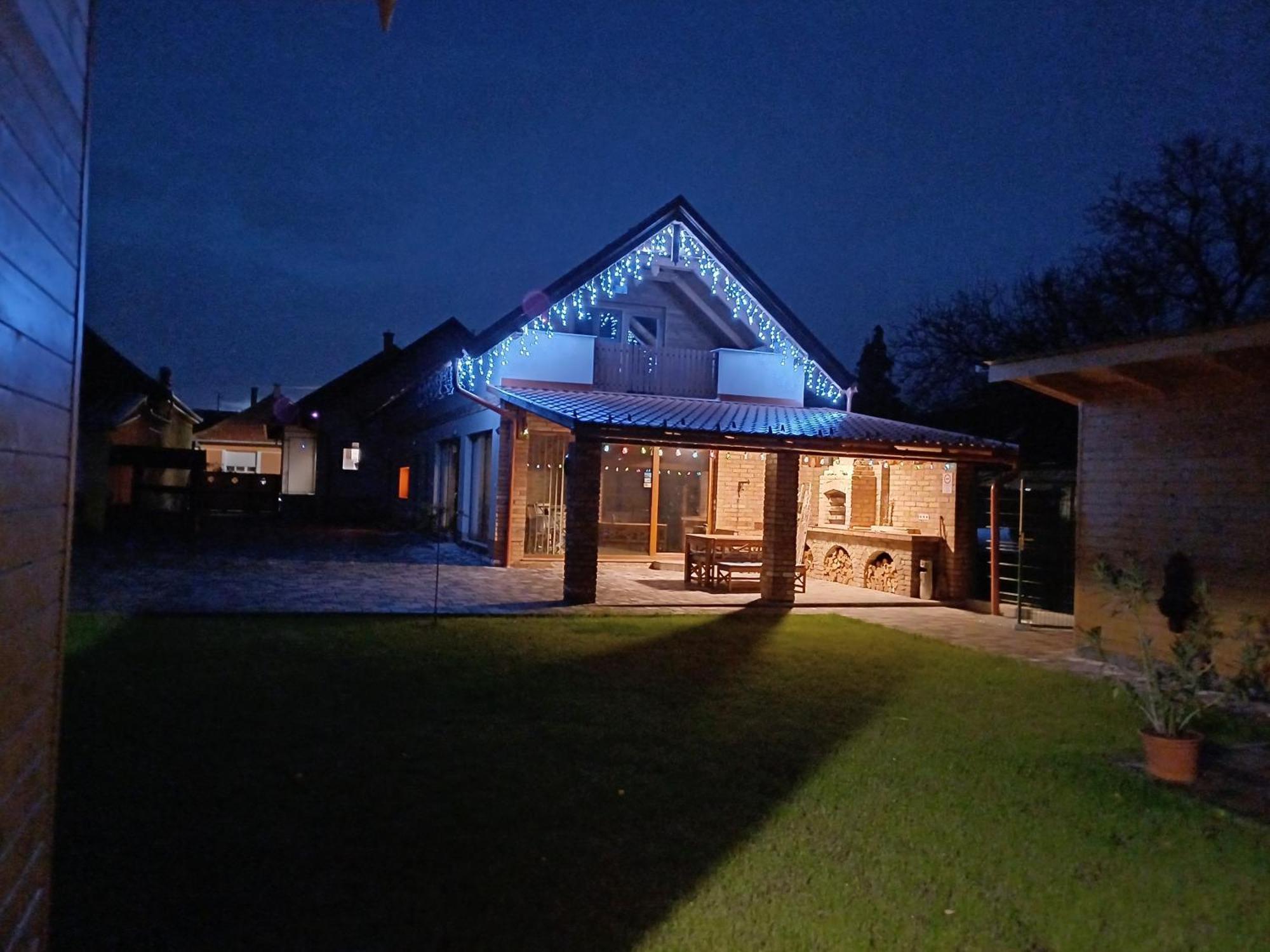 Benige Vendeghaz Hotel Demjén Екстериор снимка
