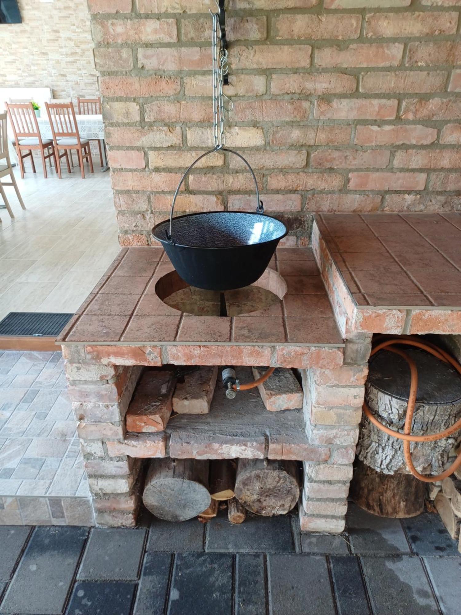 Benige Vendeghaz Hotel Demjén Екстериор снимка